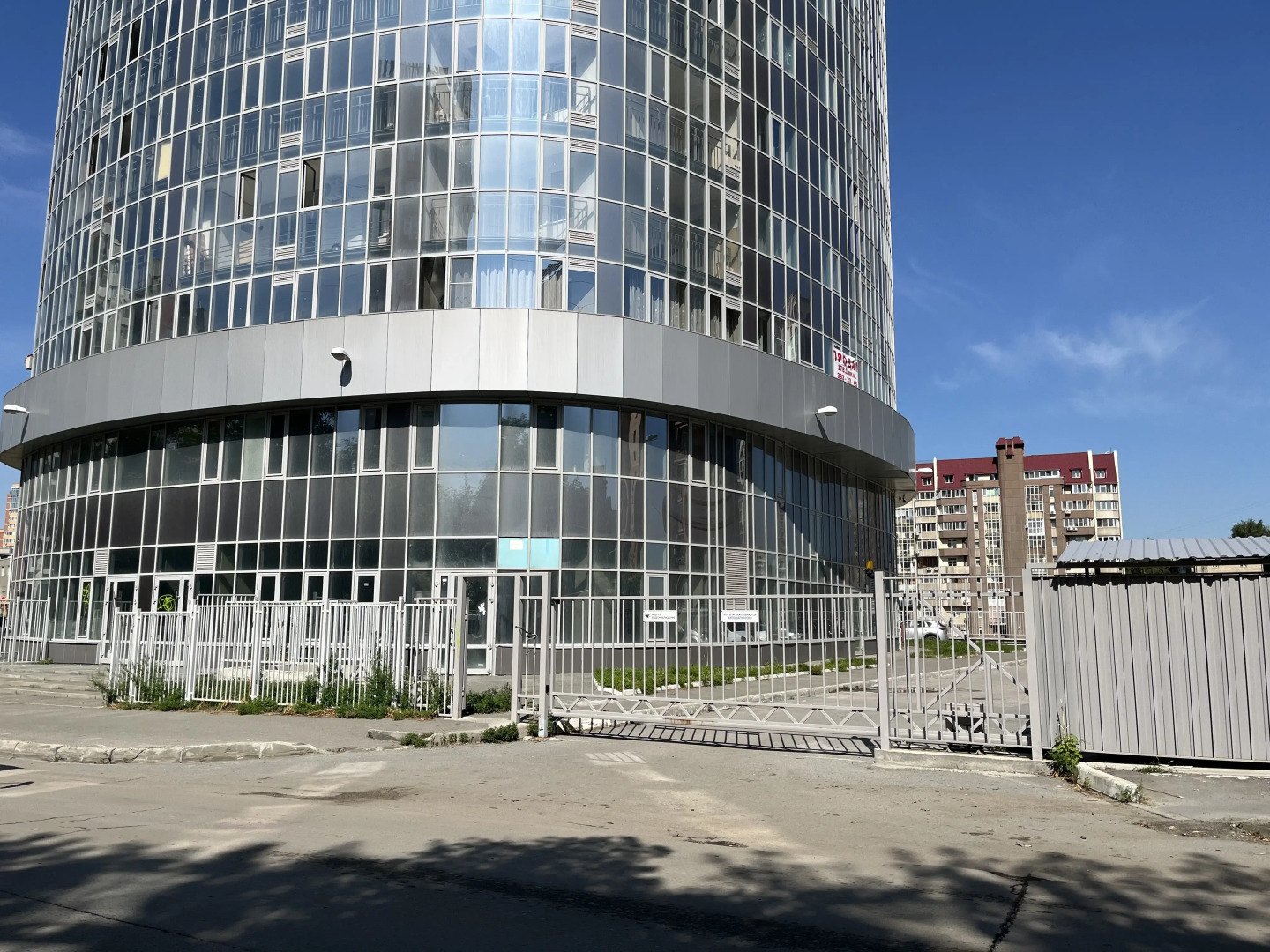 Квартира Дизайнерская Студия Напротив Роял Парка