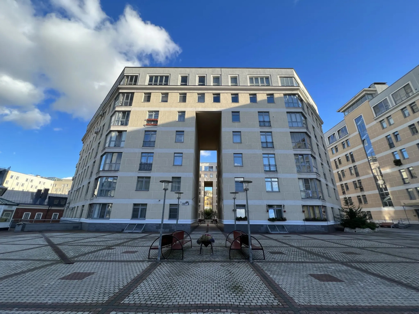 Апартаменты The Bridge Apartment