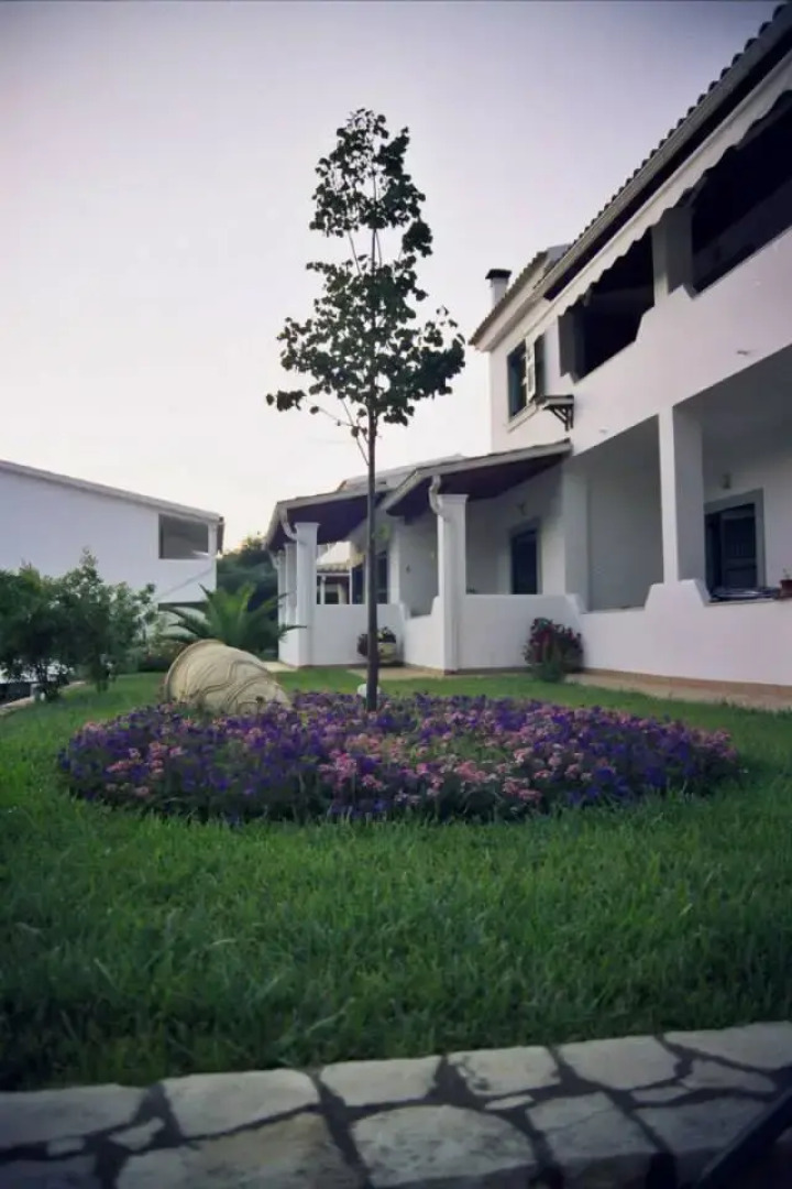 Отель Paradise Inn