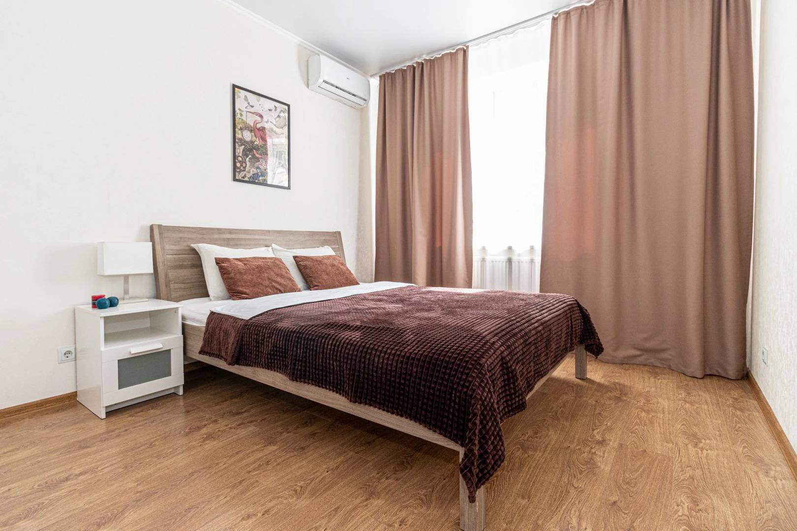 Апартаменты С Новым Ремонтом Возле Парка Краснодар