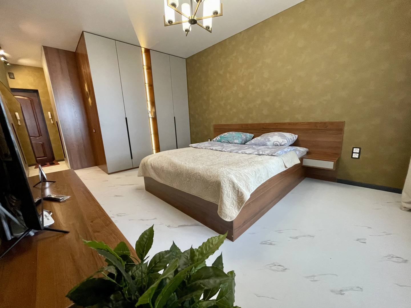 Апартаменты На Верхней Набережной