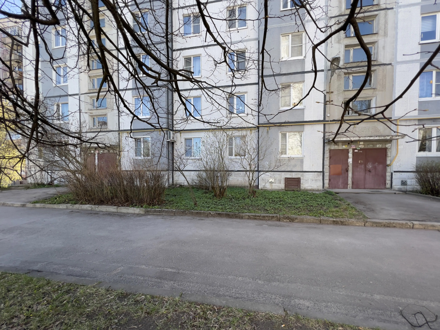 Квартира Атмосфера Уюта в Спальном Районе с Бесконтактным Заселением