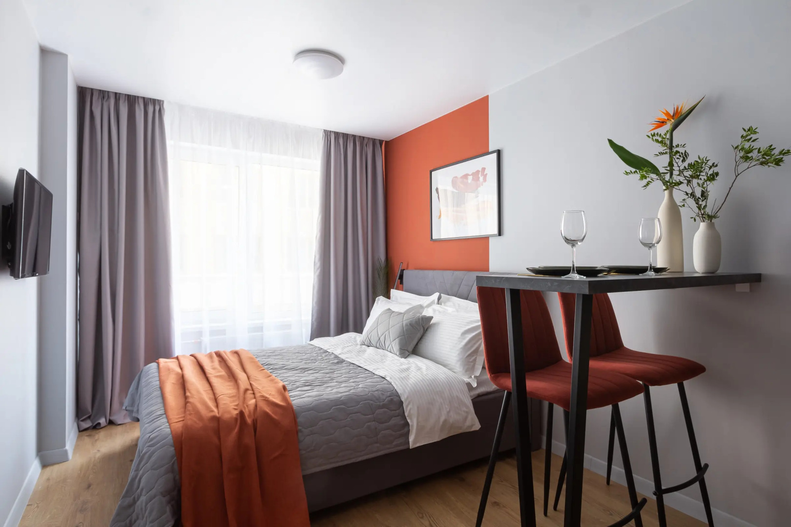 Апартаменты APARTMENTS & stories