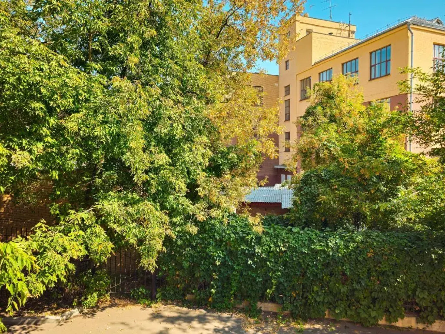 Апартаменты Малая Пироговская 27к1