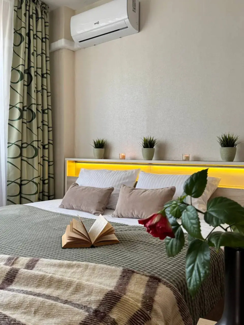 Квартира КвартРента НН с видом на Оку. Географический центр Н.Новгорода