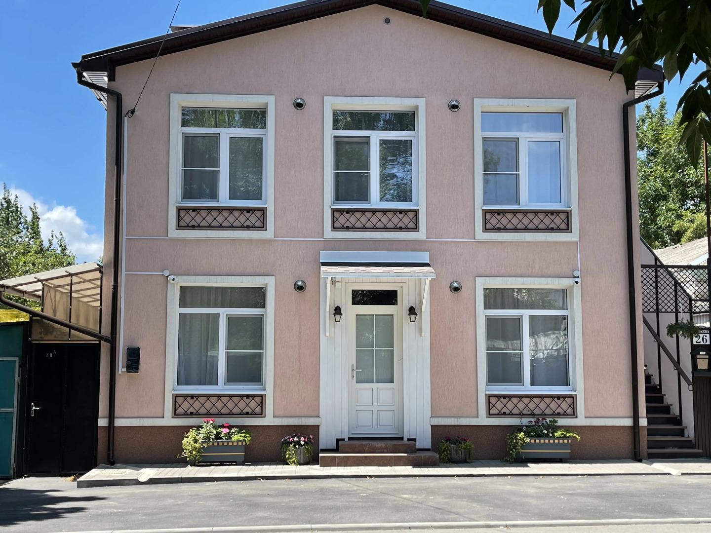 Частный дом Луч Солнца Золотого