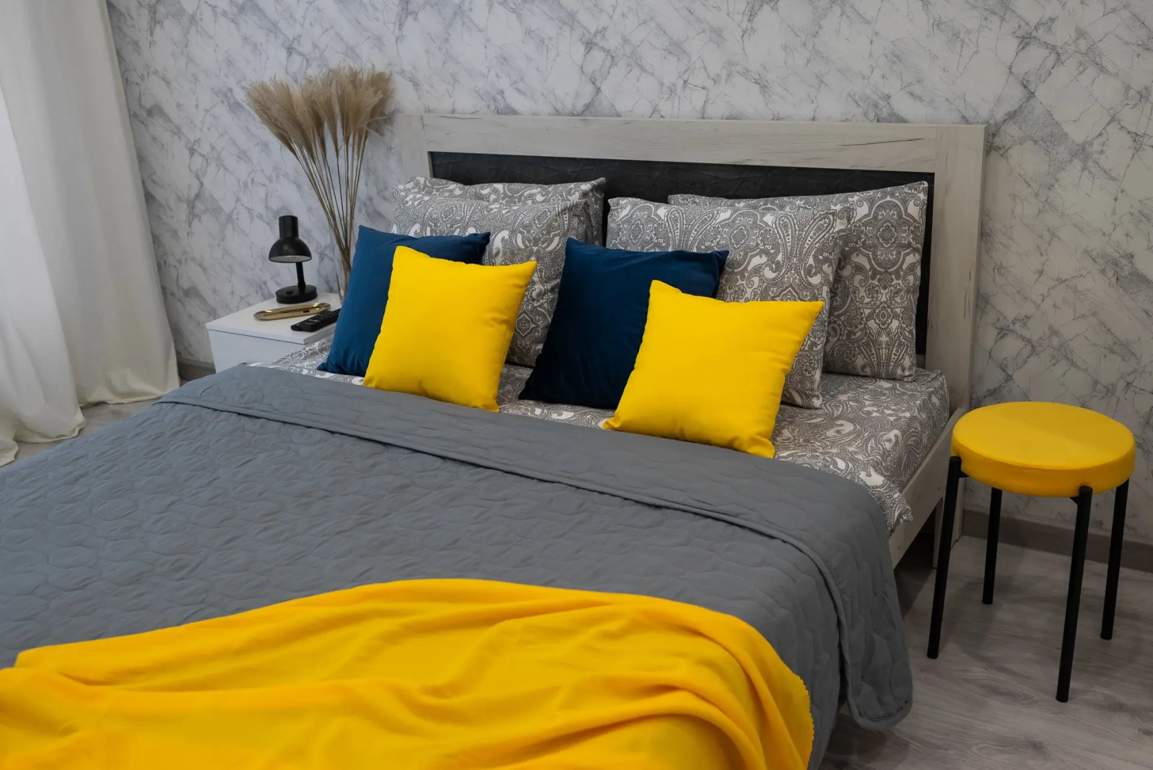 Апартаменты Unique Apart Канарейка напротив ЛДК и Кузбасс-Арены на 1-ой Заречной 9