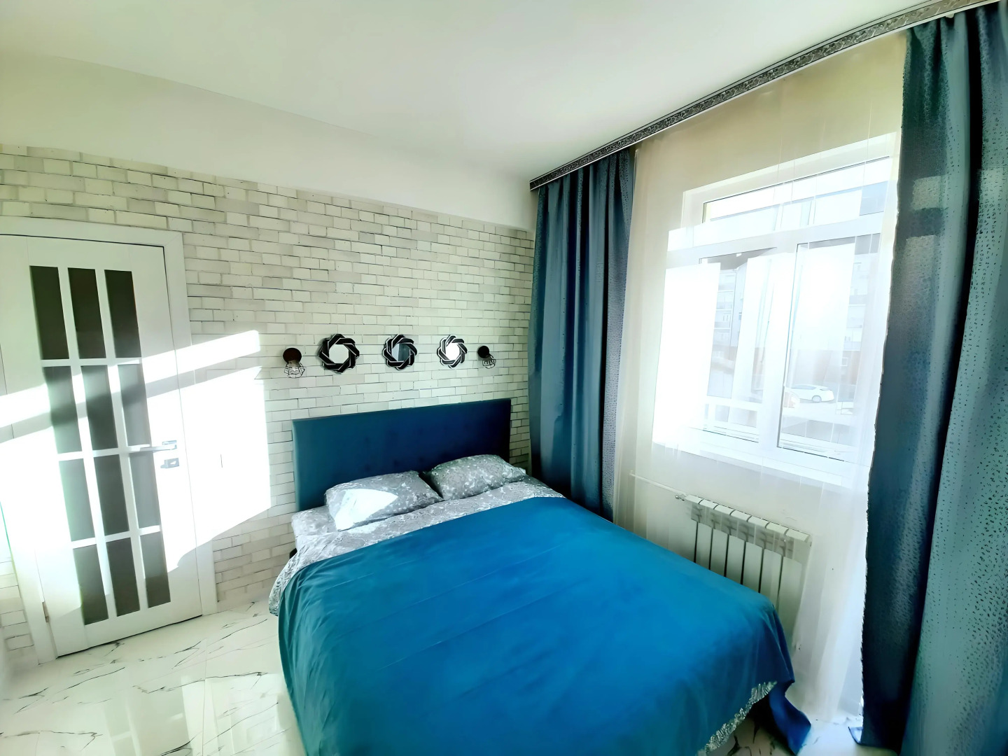 Квартира Апарты с 2 спальнями рядом с подьемником