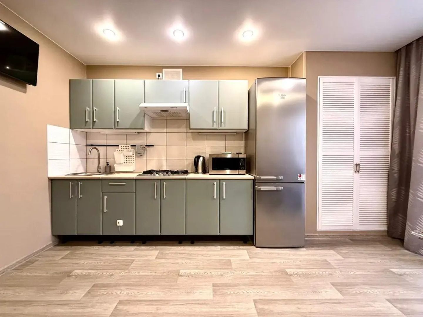 Квартира Уютная в Тихом Районе Города