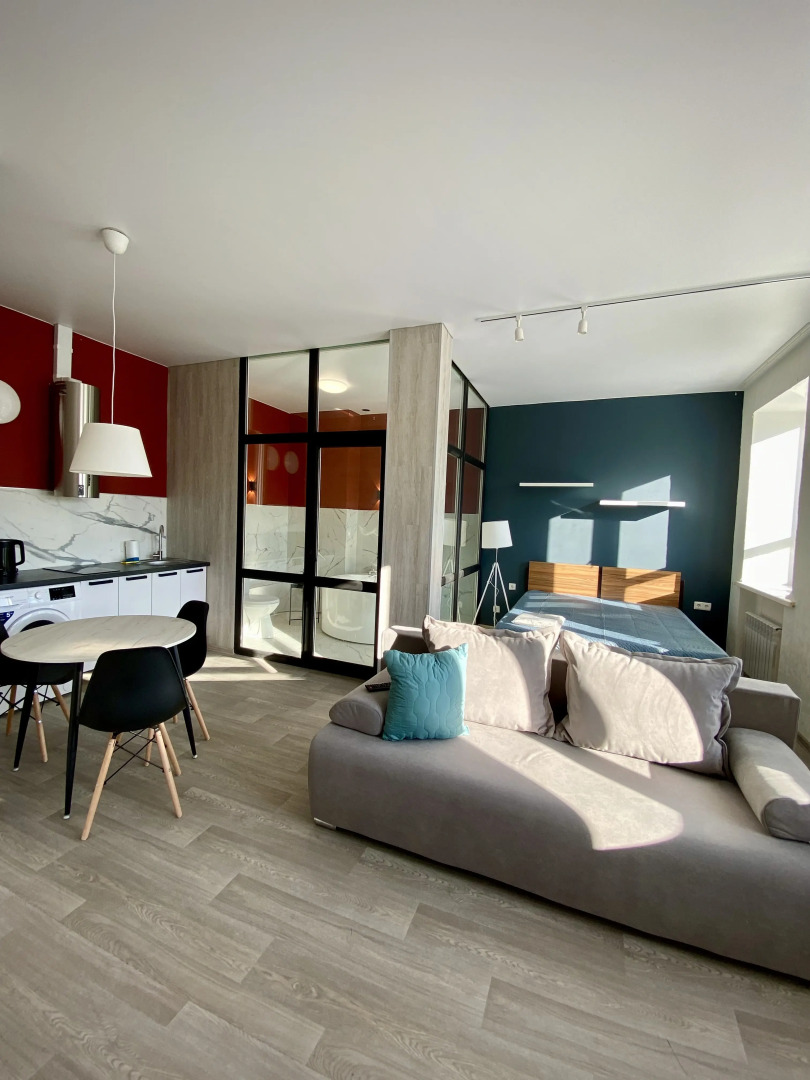 Квартира Стильная студия в центре с круглой ванной