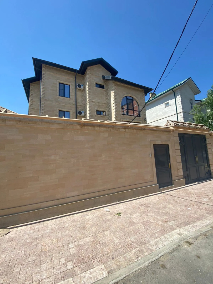 Частный дом ALLEYINN