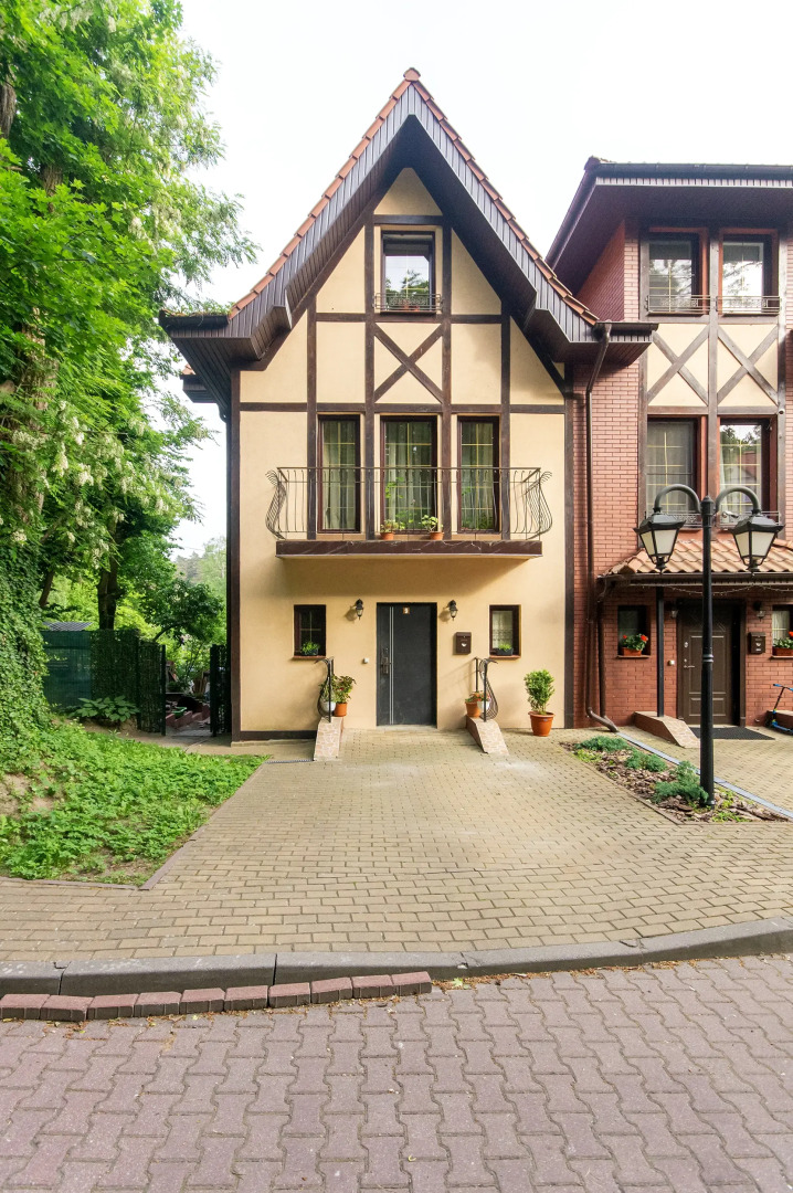 Апартаменты Кайрос с видом на озеро