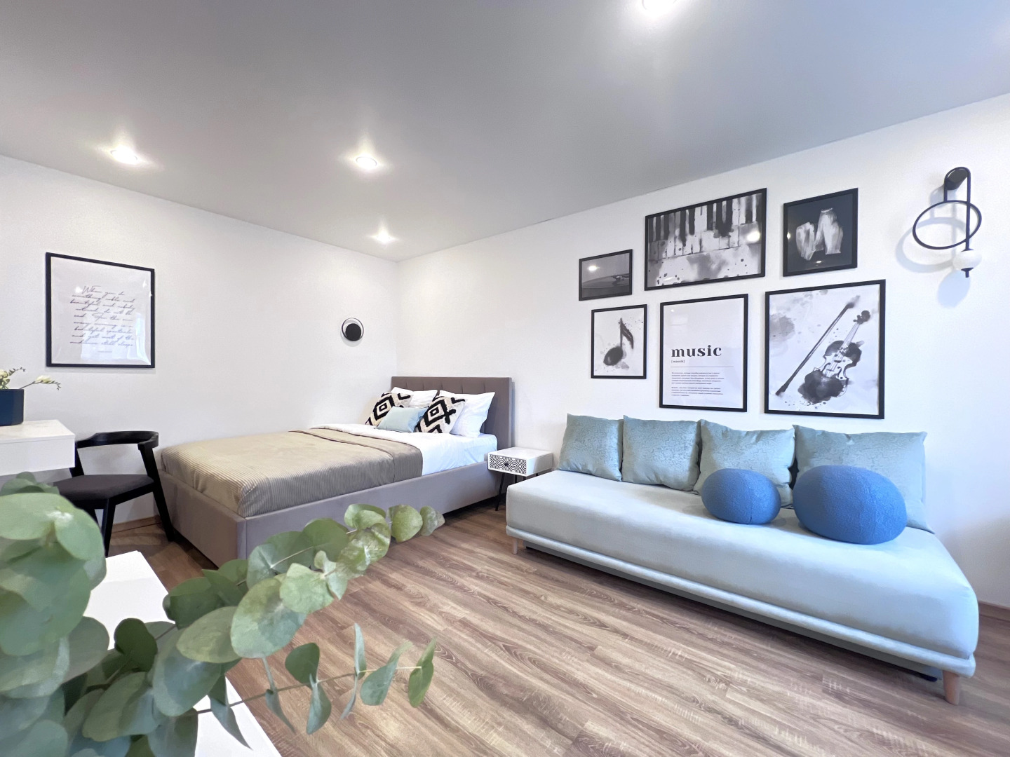 Квартира ИСТОРИЧЕСКИЙ ЦЕНТР И АТМОСФЕРА ПАРИЖСКОГО СТИЛЯ