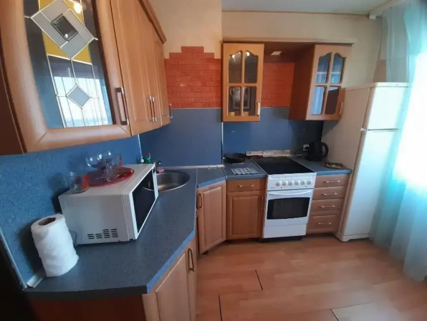 Апартаменты с 1 комнатой рядом с Городской больницей, вид на город (КВАРТИРА51)