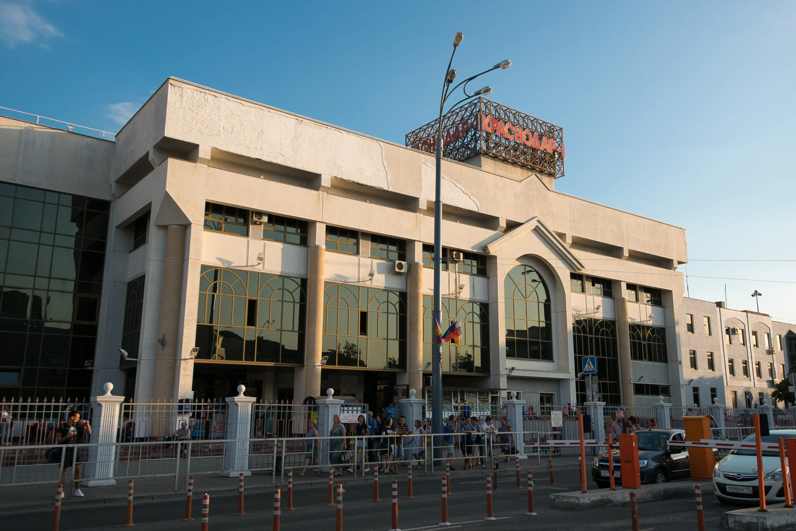 Апартаменты Depart Apart в 5 минутах от вокзала Краснодар 1 с парковкой и красивым видом