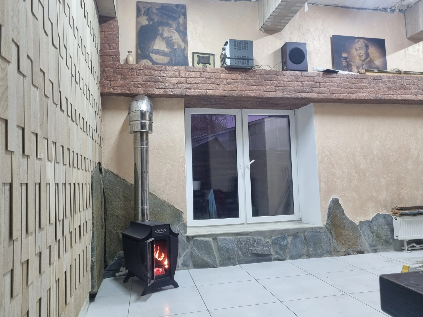 Шале Вдали от жен