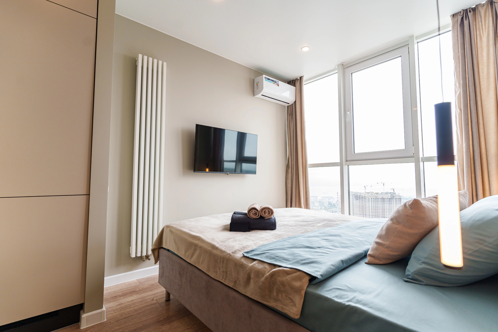 Апартаменты на Мысхакском шоссе с панорамным видом 1