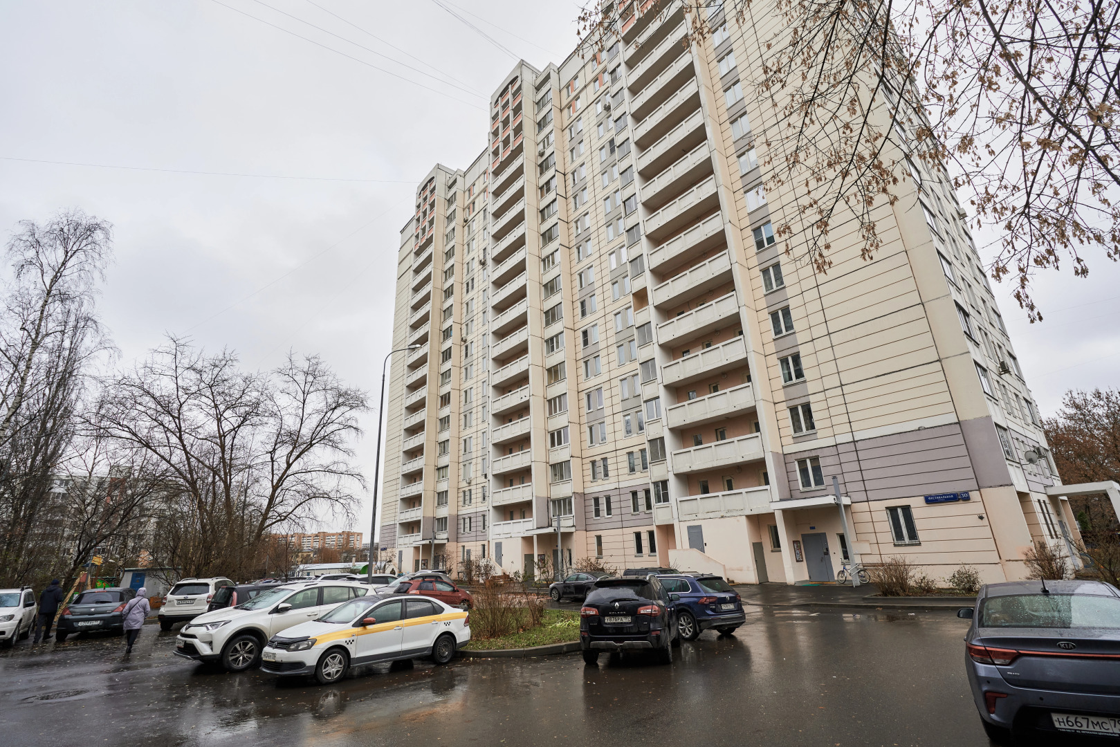 Квартира на 17 этаже на Речном