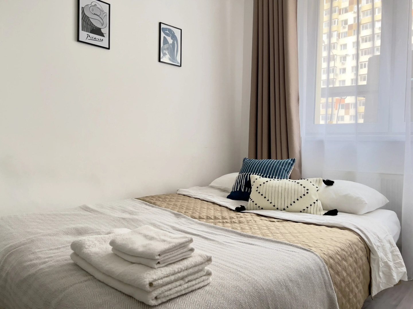 Апартаменты Happy People на Бульваре Зеленые Аллеи