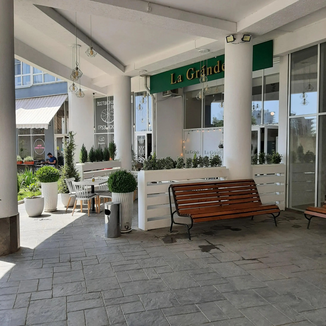 Апартаменты у моря "Светлана-Сочи"