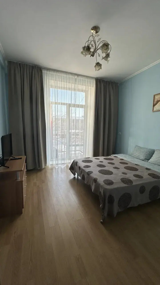 Квартира Двухкомнатная на Республиканской