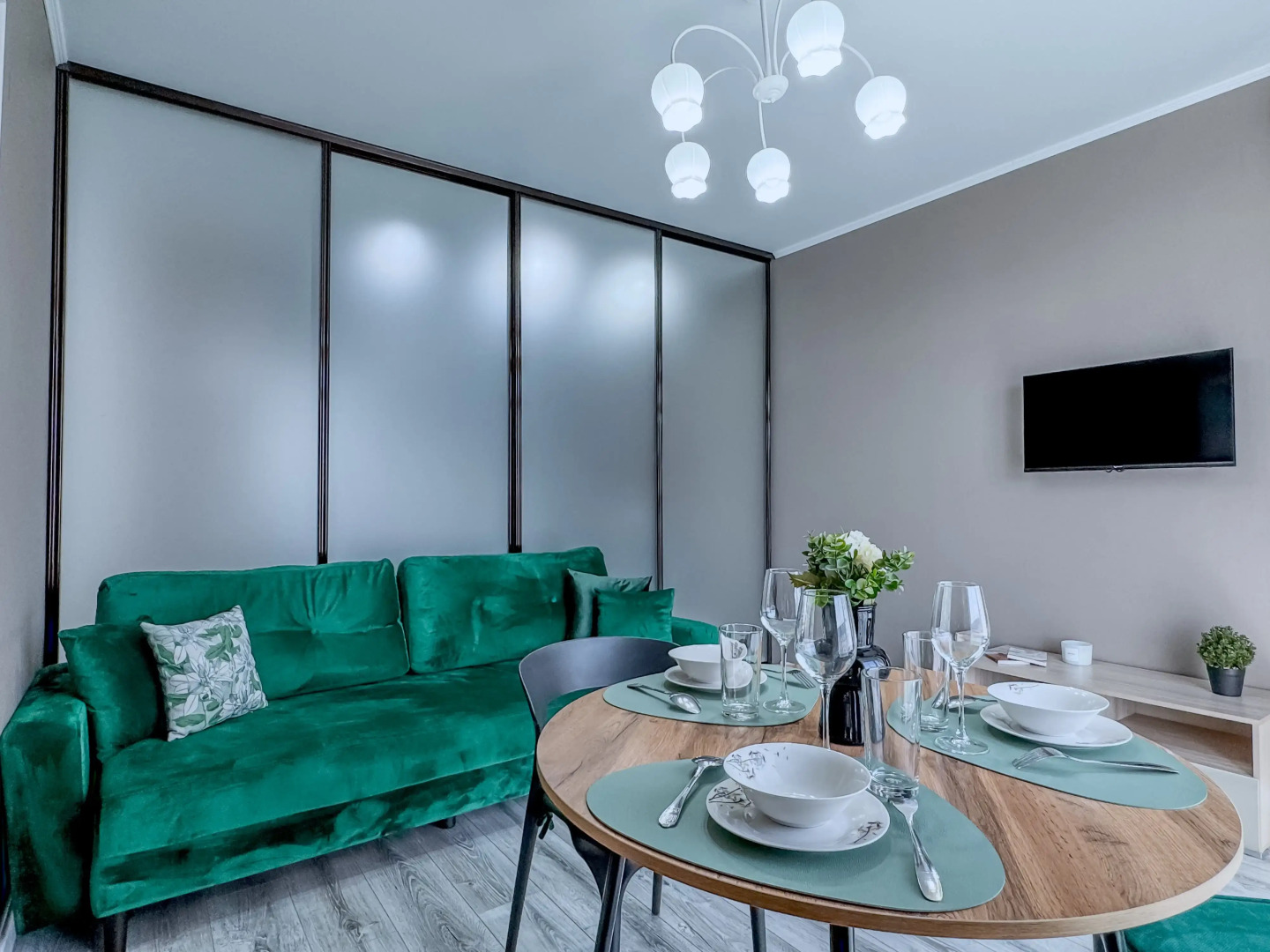 Квартира Green FOX с видом на Приволжский Затон