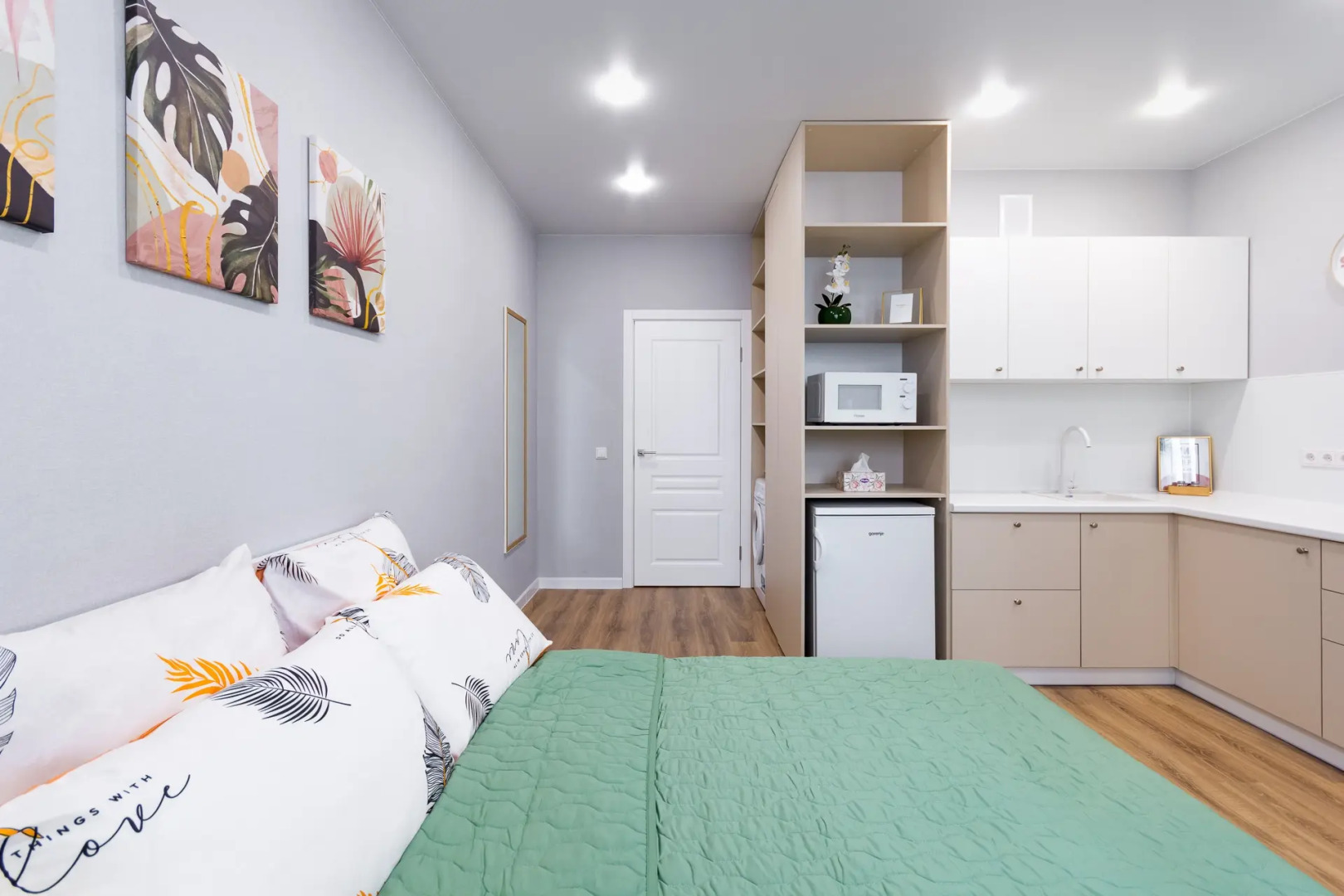 Квартира Современная студия для двоих возле  Экспо-град