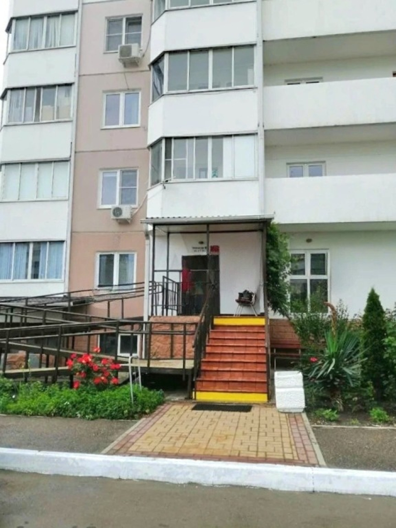 Апартаменты на Надежды 3