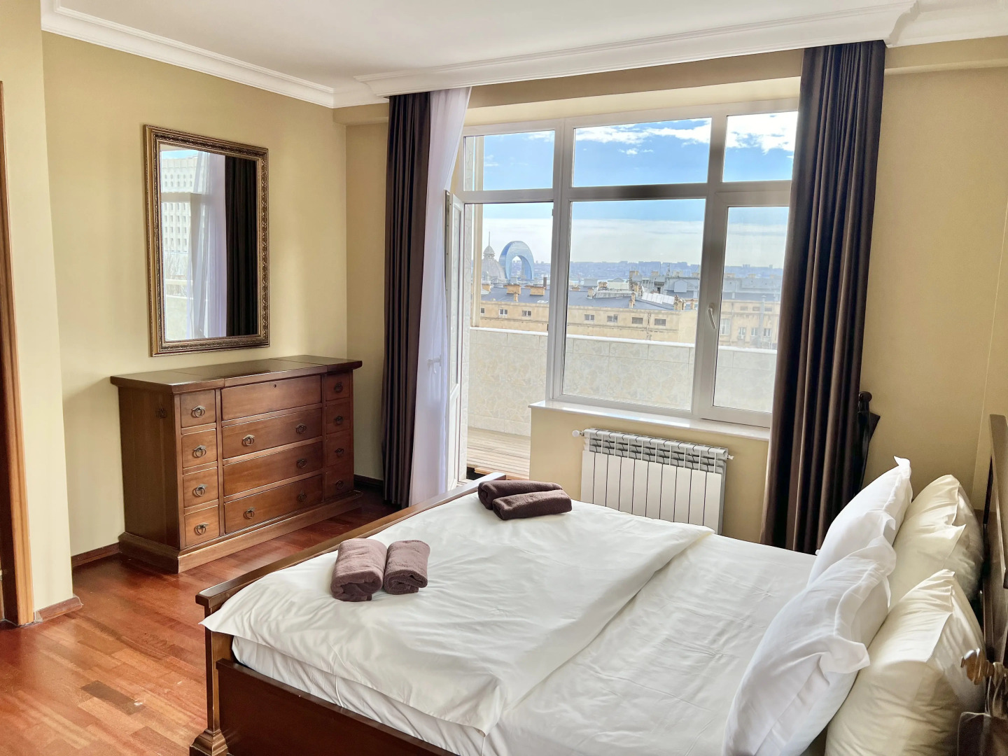 Апартаменты Sea View Central Apartment