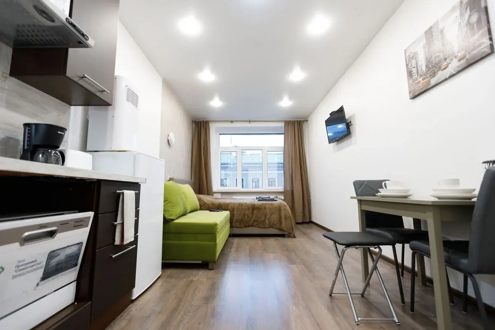 Квартира Студия с видом на Невский