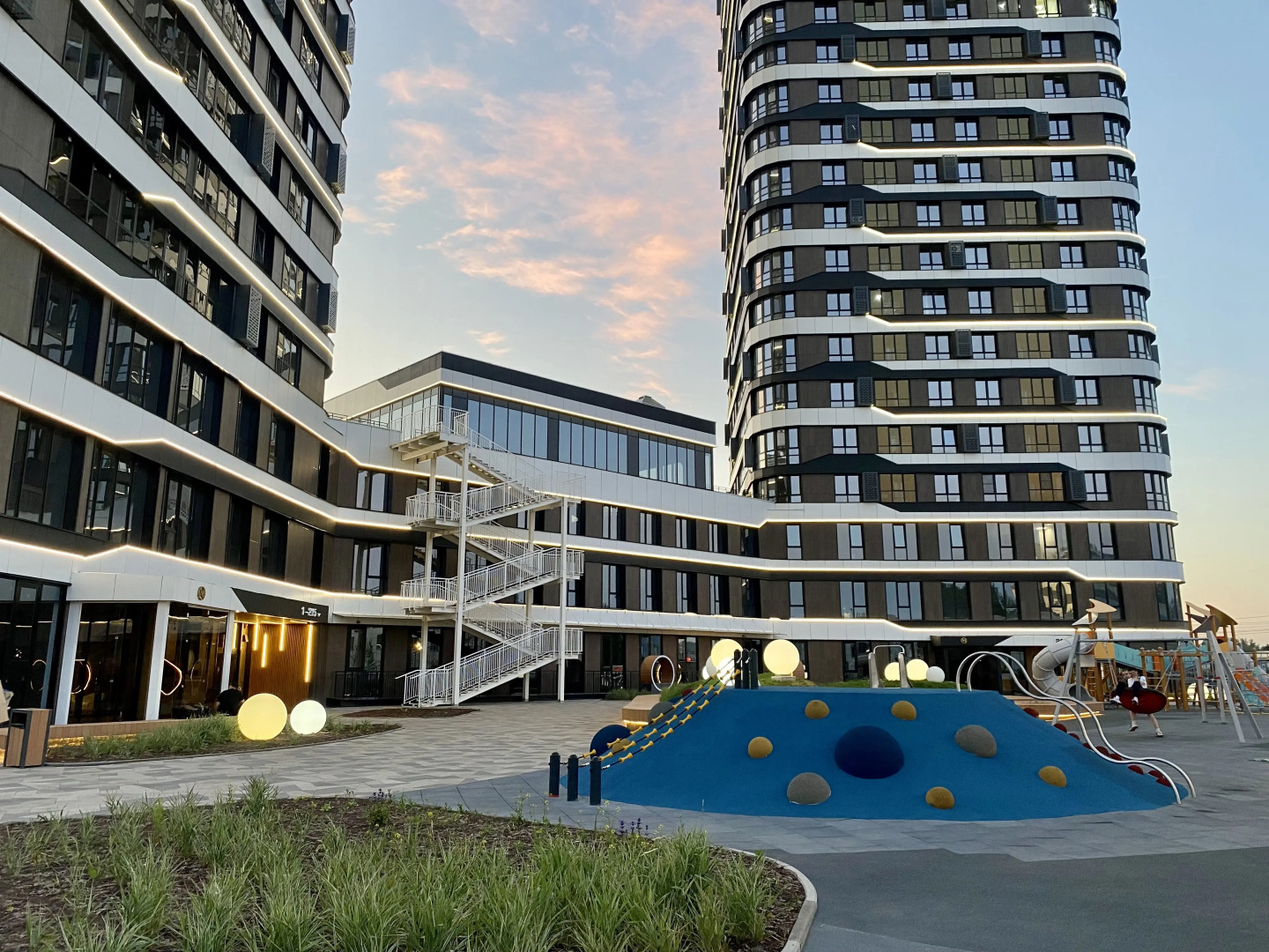 Апартаменты Элитный Комплекс Метрополис Напротив МВДЦ Сибирь