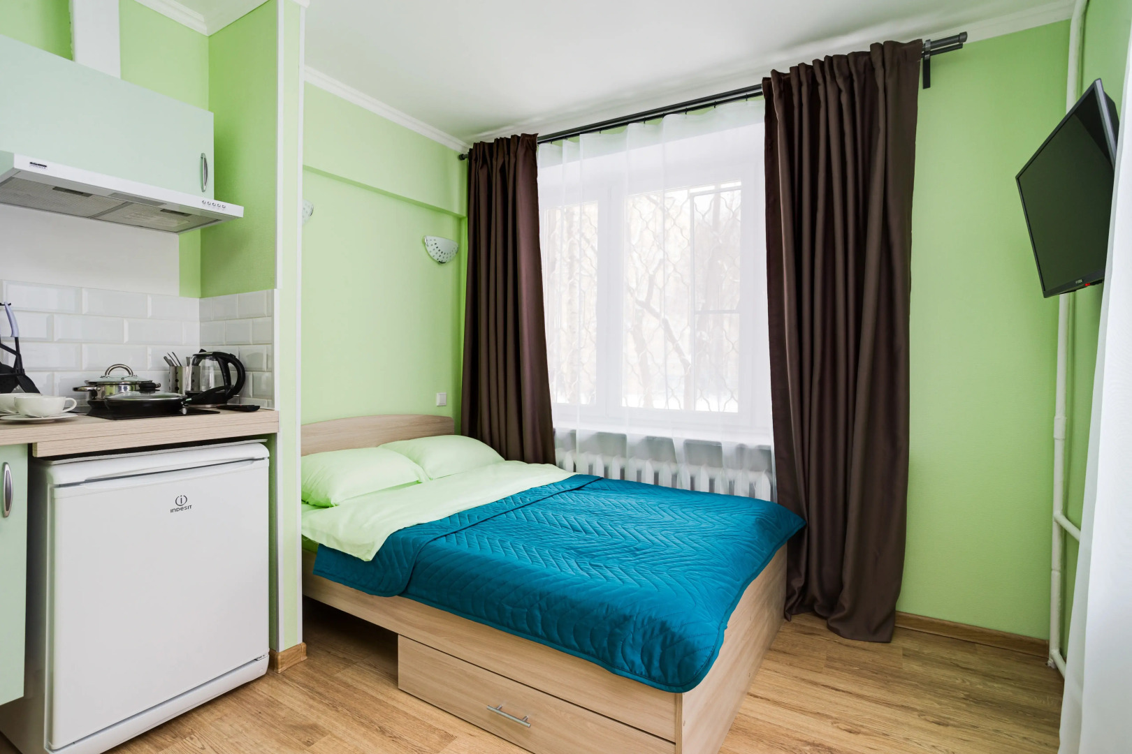 Квартира студия на Поклонной 2к2-3