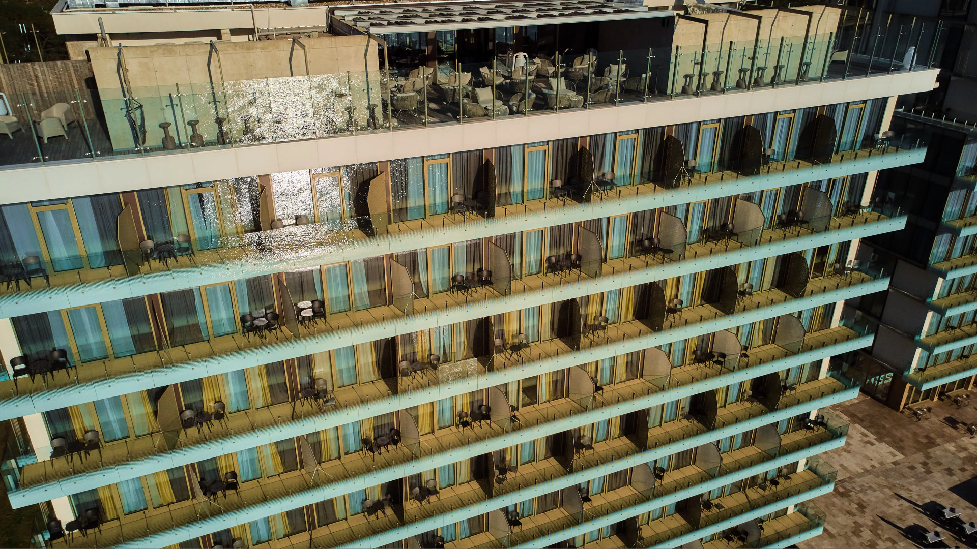 Отель Miramare Magnetic Beach