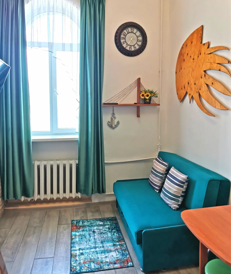 Апартаменты в центре с видом на Золотой мост