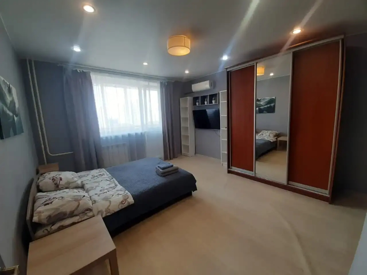 Квартира Dukat у озера в центре города