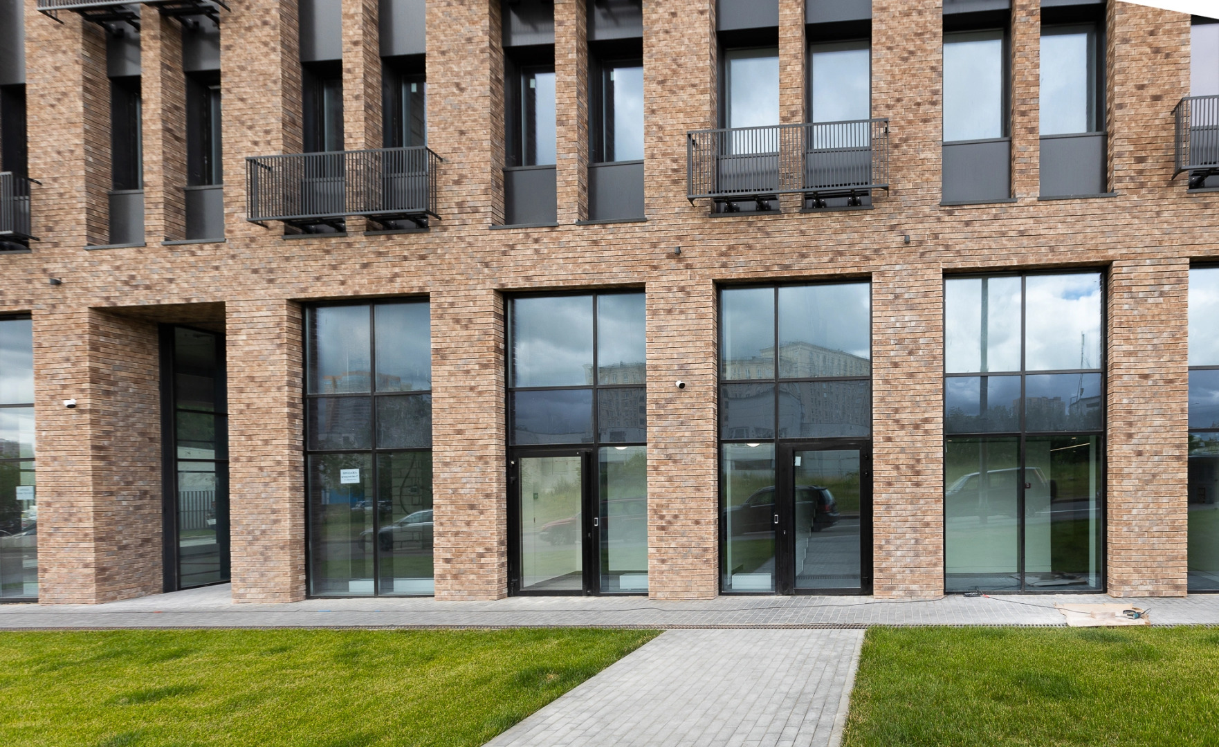 Апартаменты Байрес 365/2