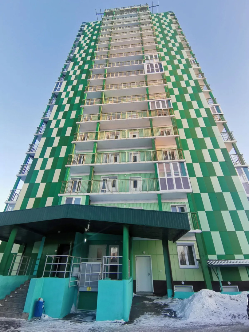 Апартаменты с качелями на 9 этаже