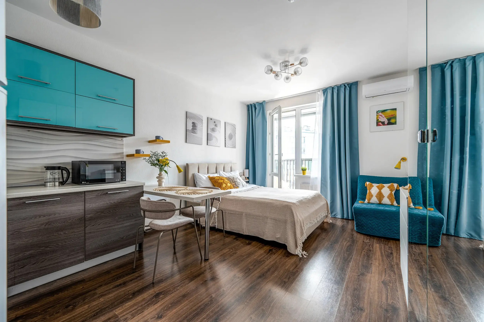 Апартаменты RentDaySpb на Васильевском Острове