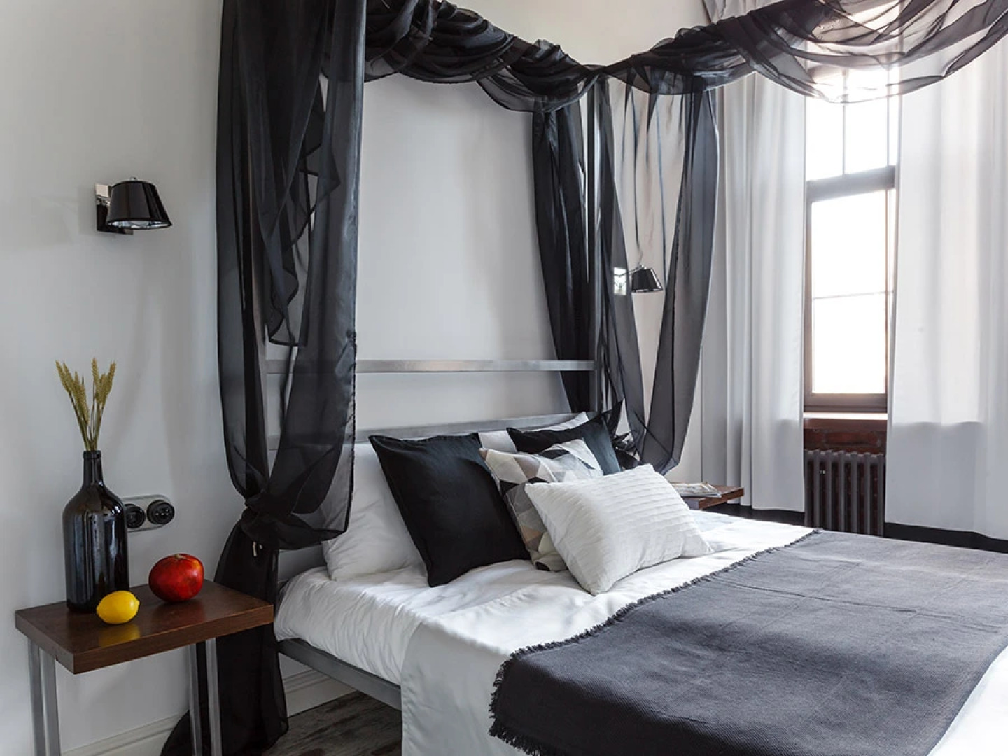 Inretro White by Apartica