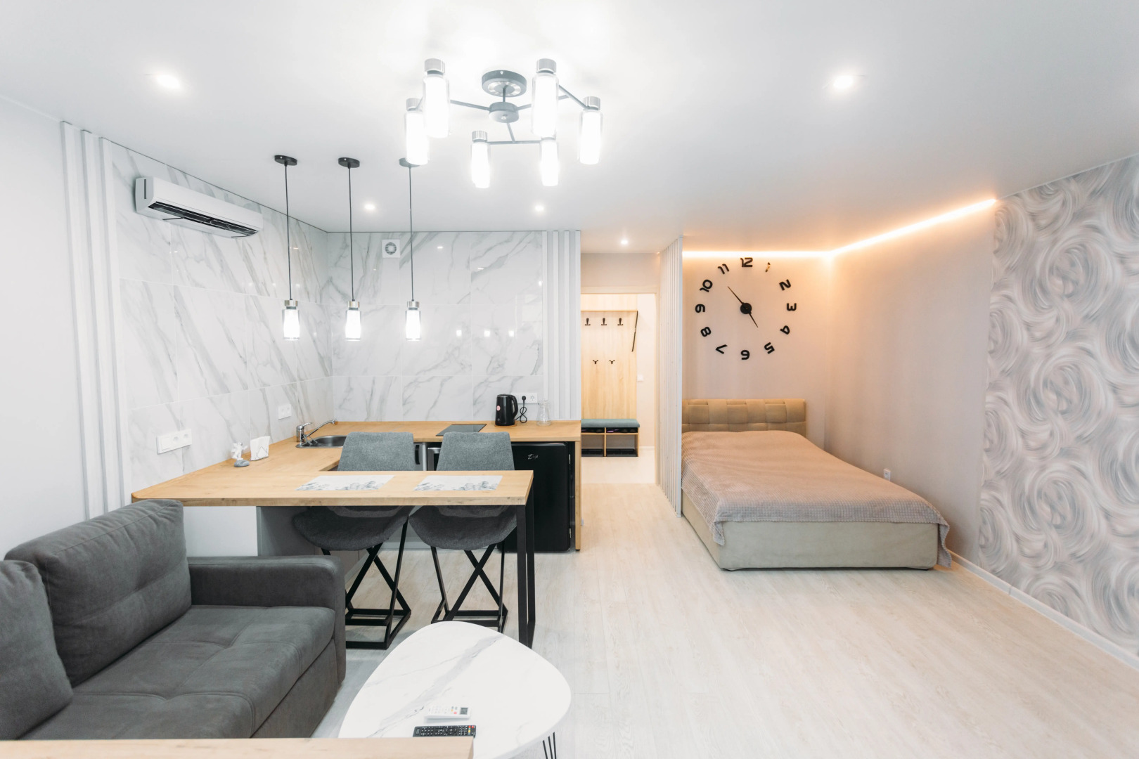 Квартира Гнёздышко White с Панорамным видом