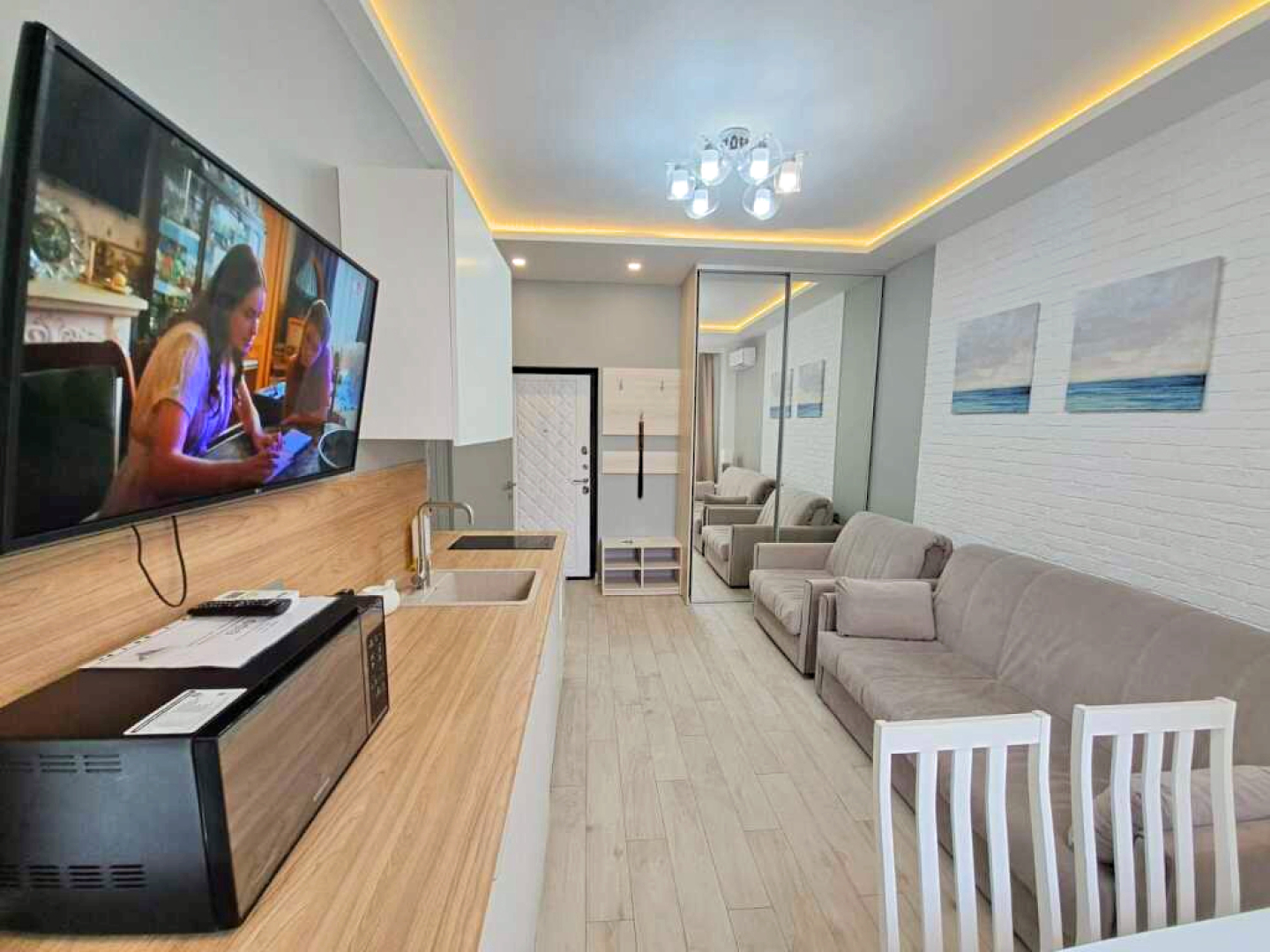 Апартаменты Уютная 2х Комнатная Квартира Green Studio 2 у Моря