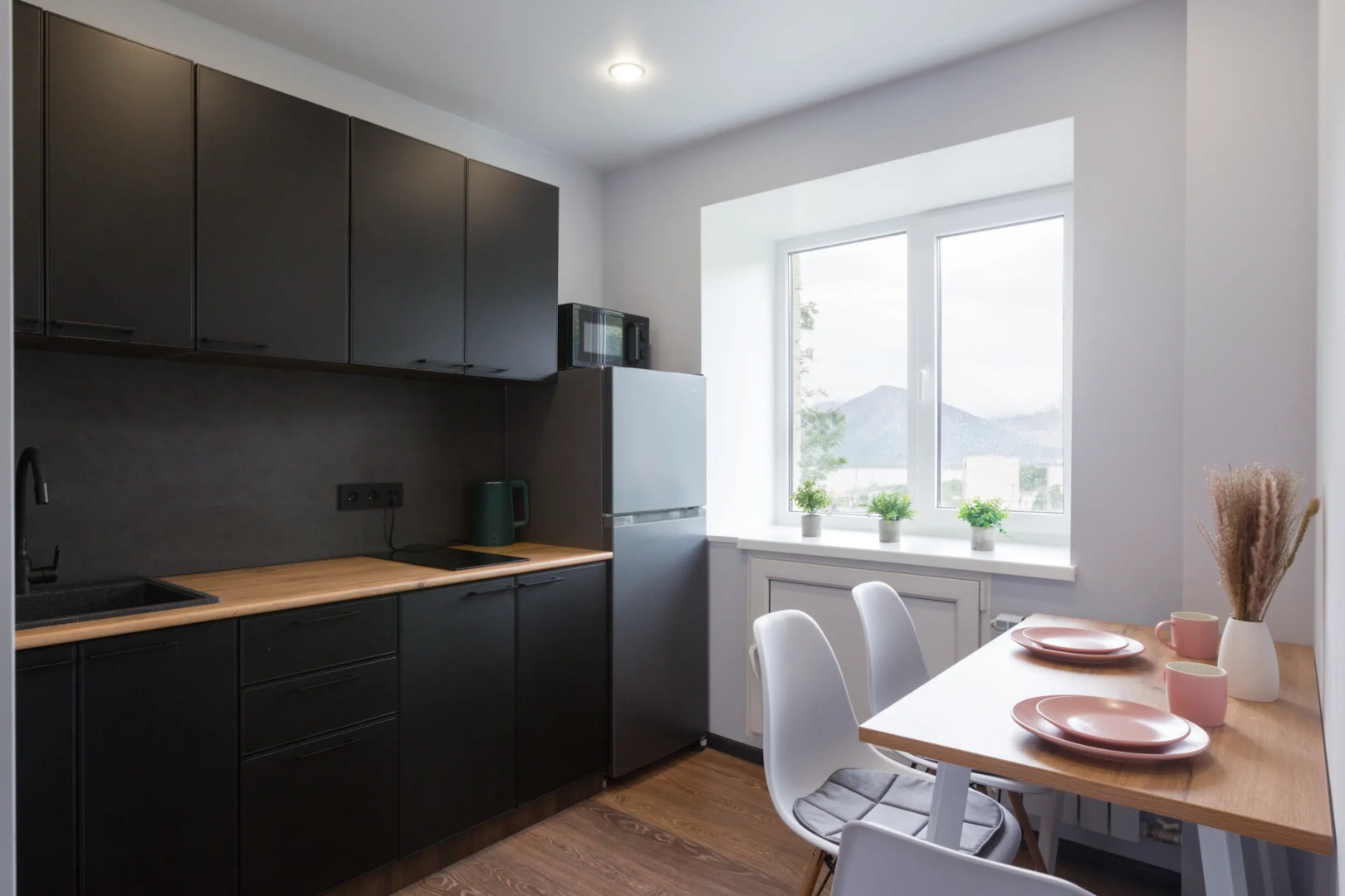 Квартира Уютная 1-к с Потрясающим Видом на Горы