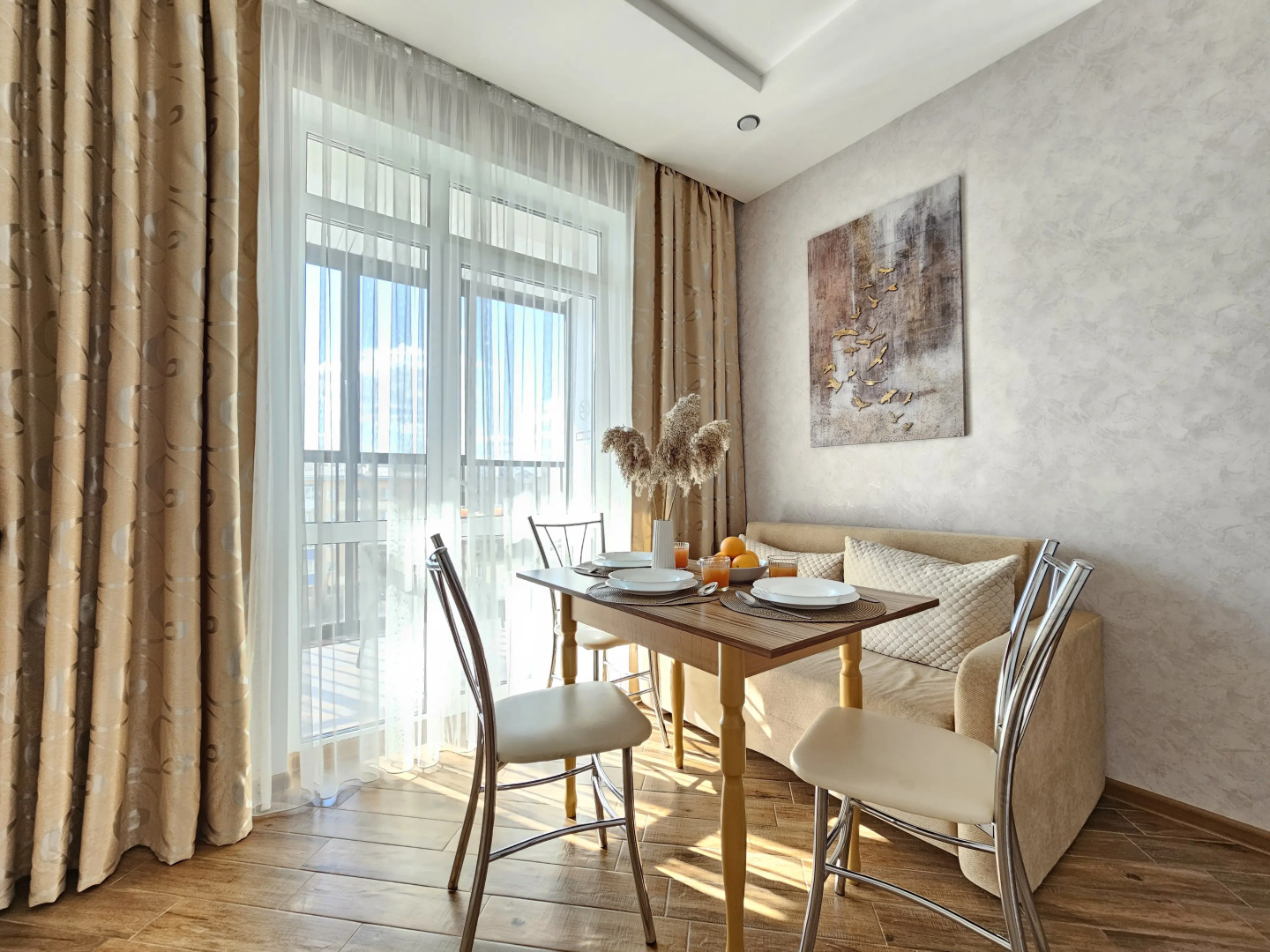 Апартаменты Живи Уютно в Высотке