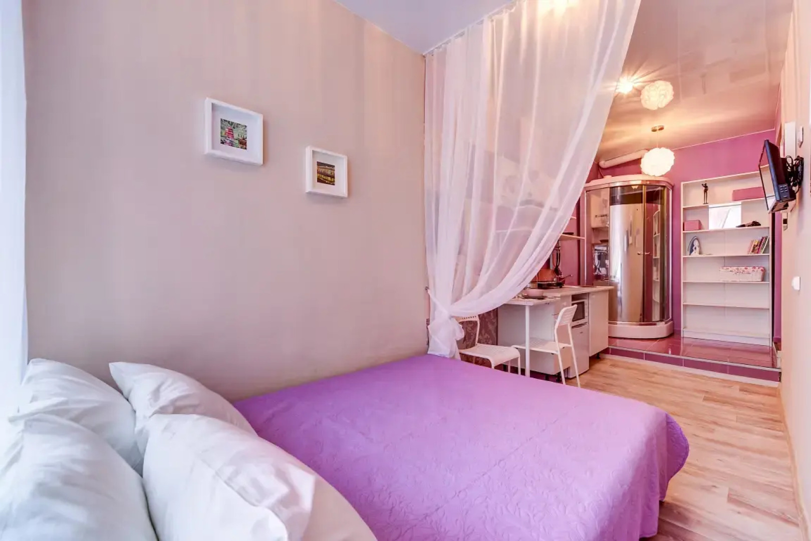 Апартаменты Август 3 на Петроградке (ВВ3)