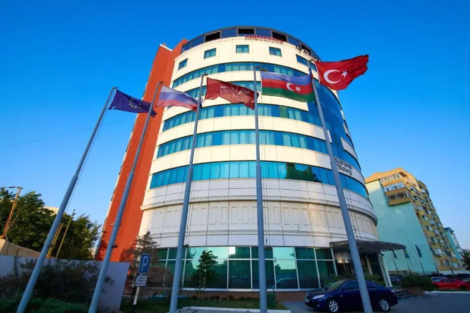 Отель Grand Hotel Victory