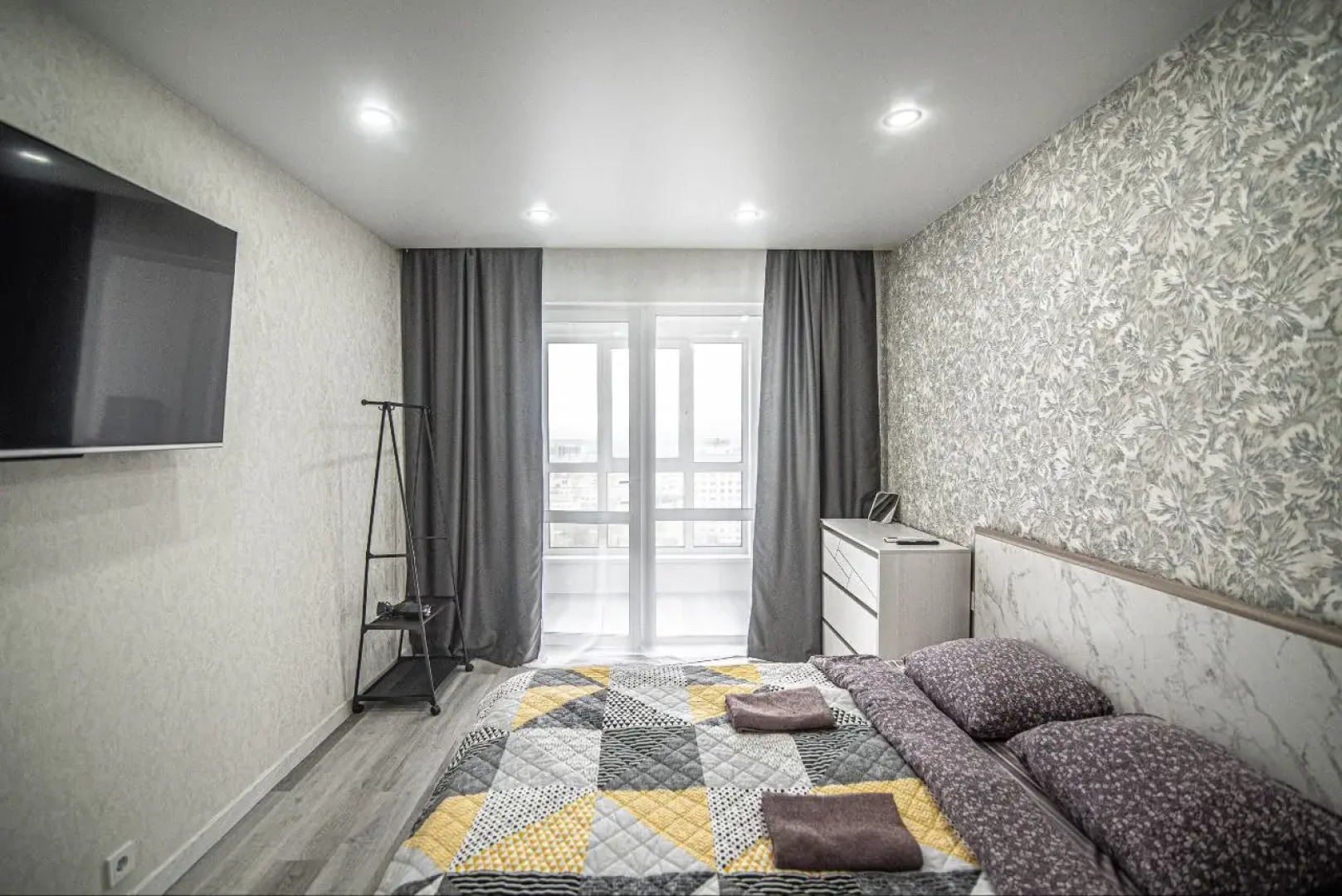 Квартира по улице Поповича 11