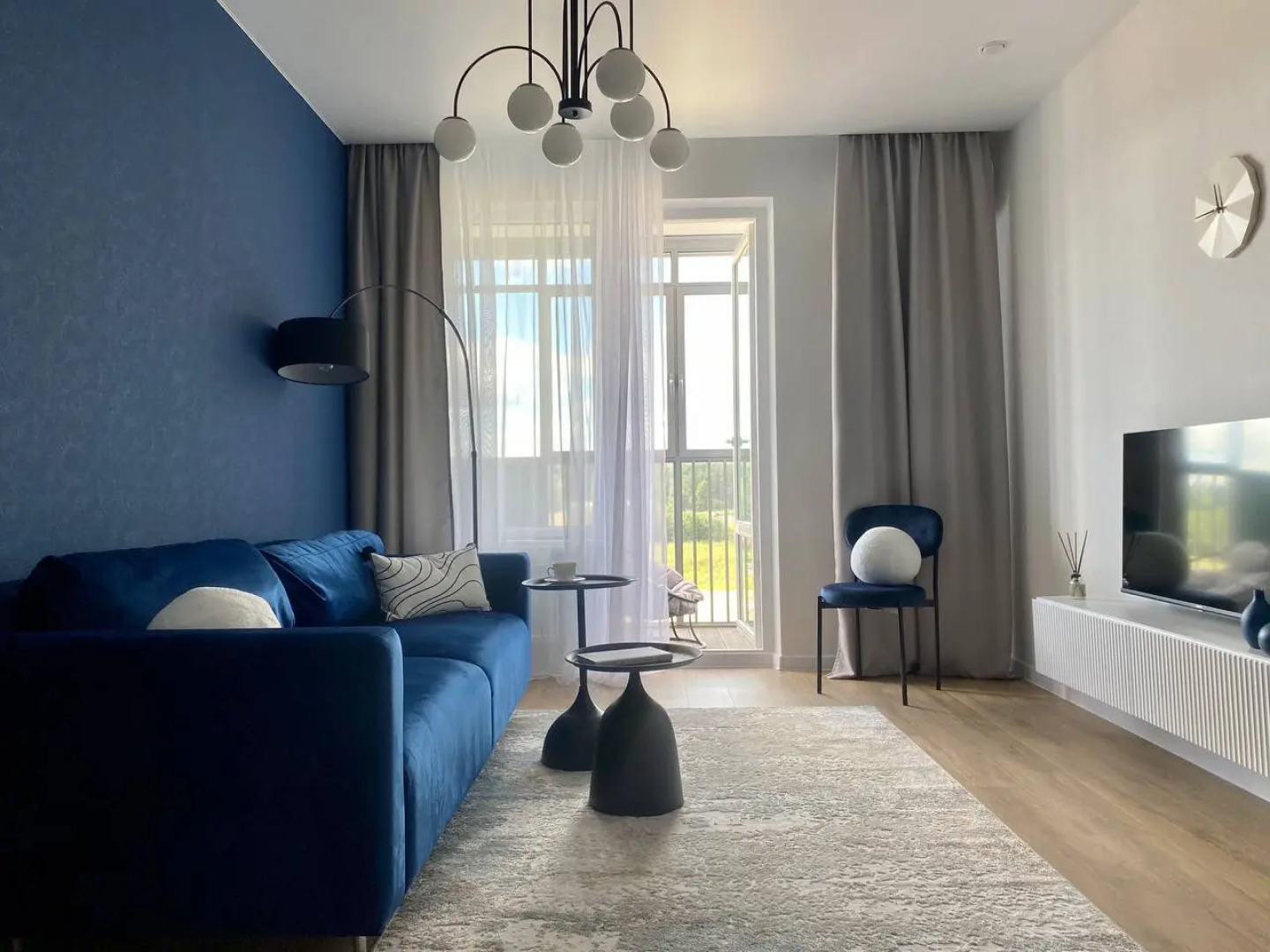 Квартира Апартаменты в Новом ЖК со Своей Набережной