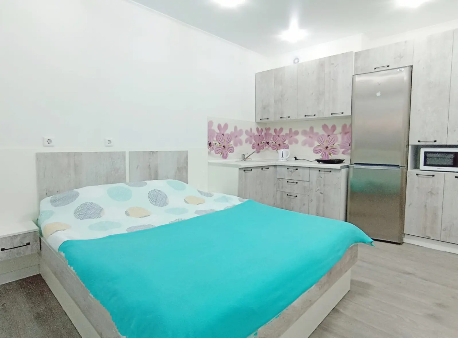 Квартира Академ Новая Студия на 19 этаже