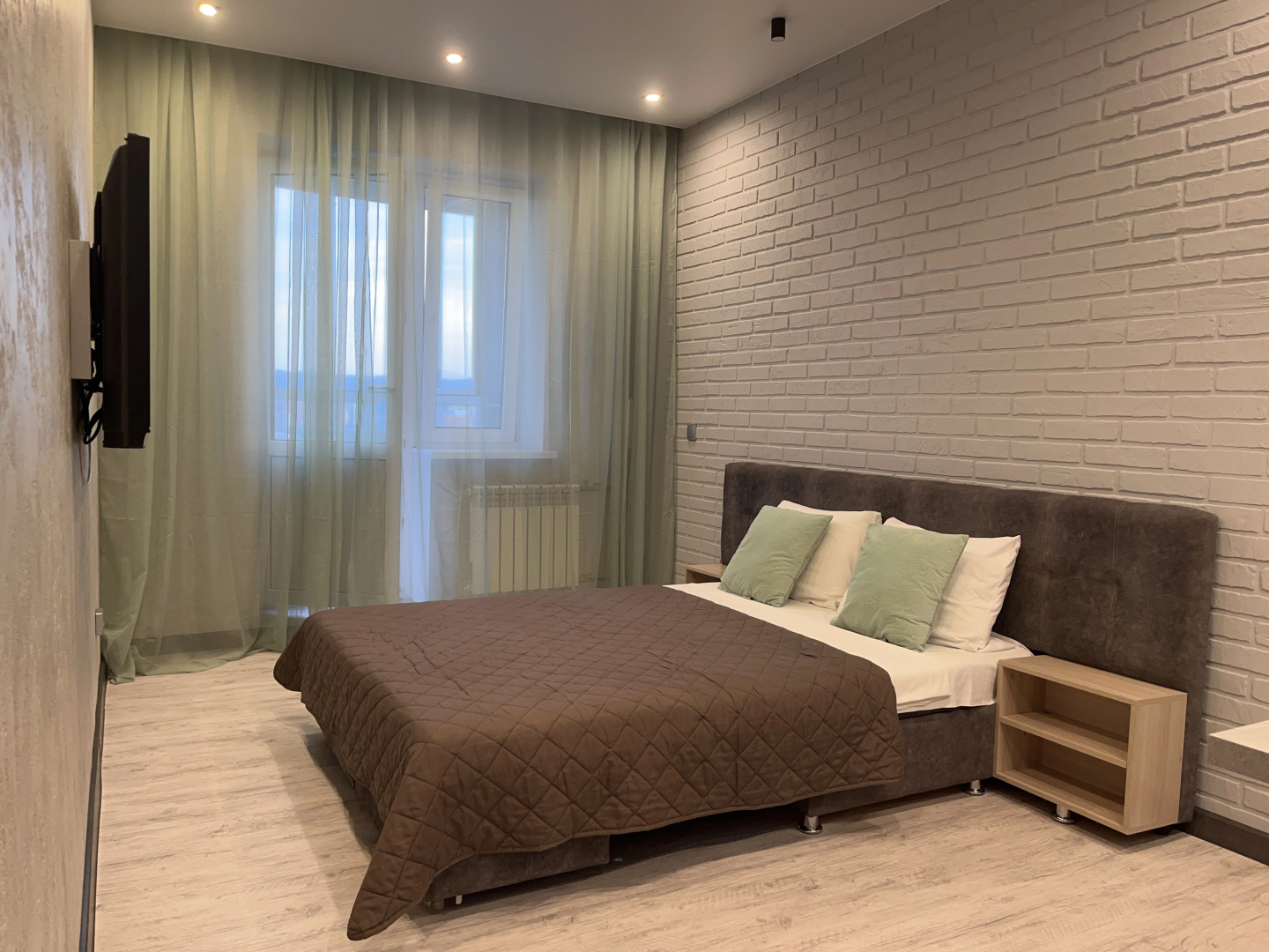 Квартира на Ленинградской 10