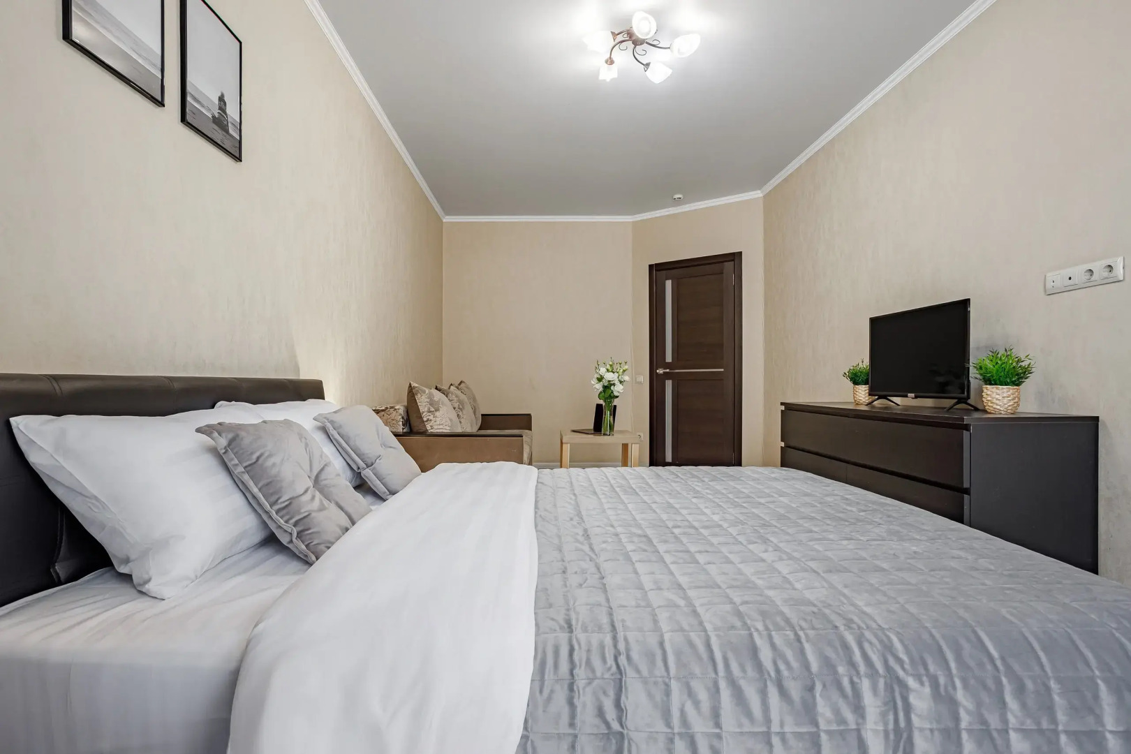 Апартаменты Domino на Красной 1